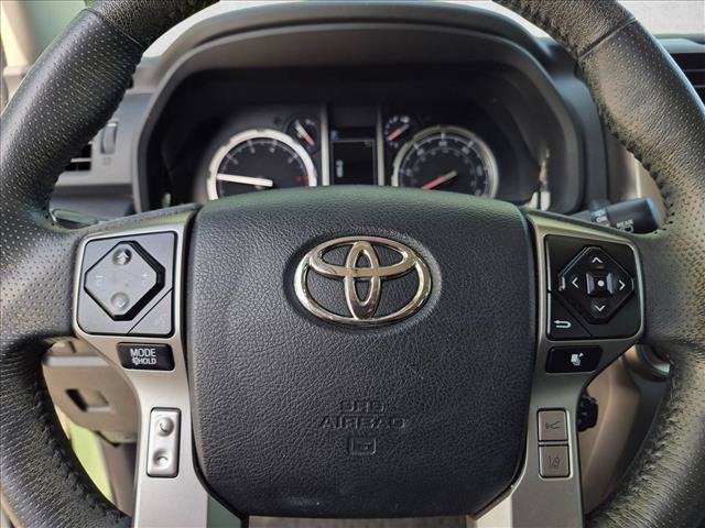 Used 2022 Toyota 4Runner Limited AWD/4WD image 13