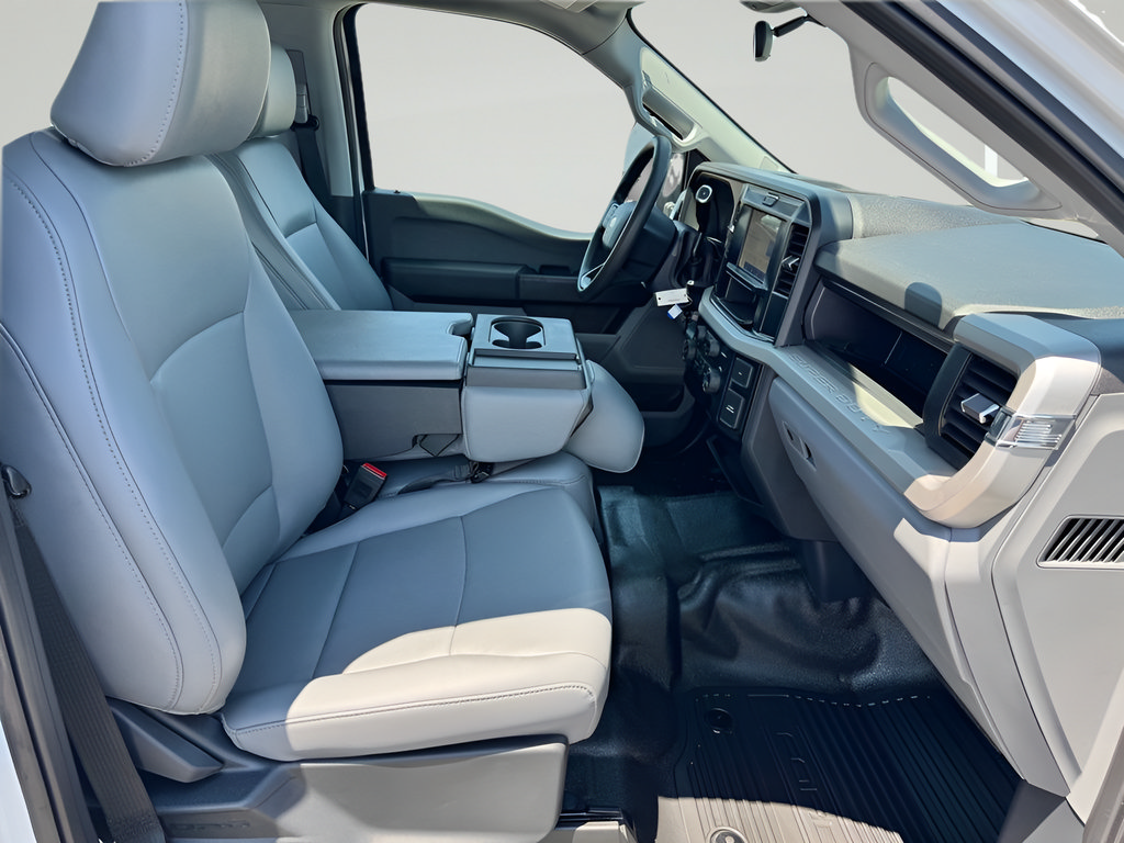 Used 2025 Ford F250 XL w/ FX4 Off-Road Package AWD/4WD image 18