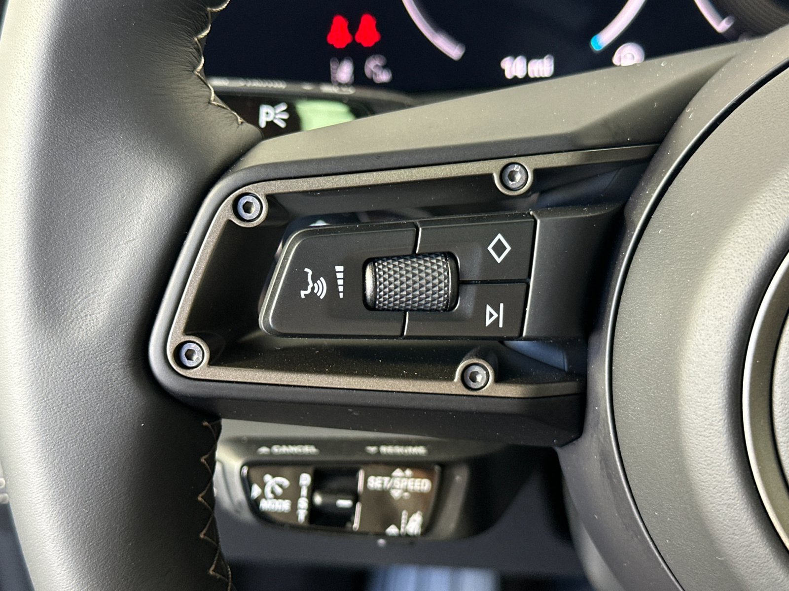 New 2026 Porsche Taycan Turbo AWD/4WD image 28