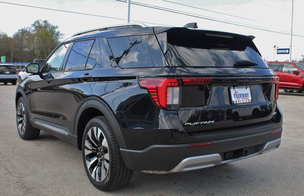 Used 2025 Ford Explorer Platinum w/ LUX Leather Package image 8