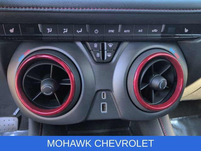 Used 2021 Chevrolet Blazer RS AWD/4WD image 19