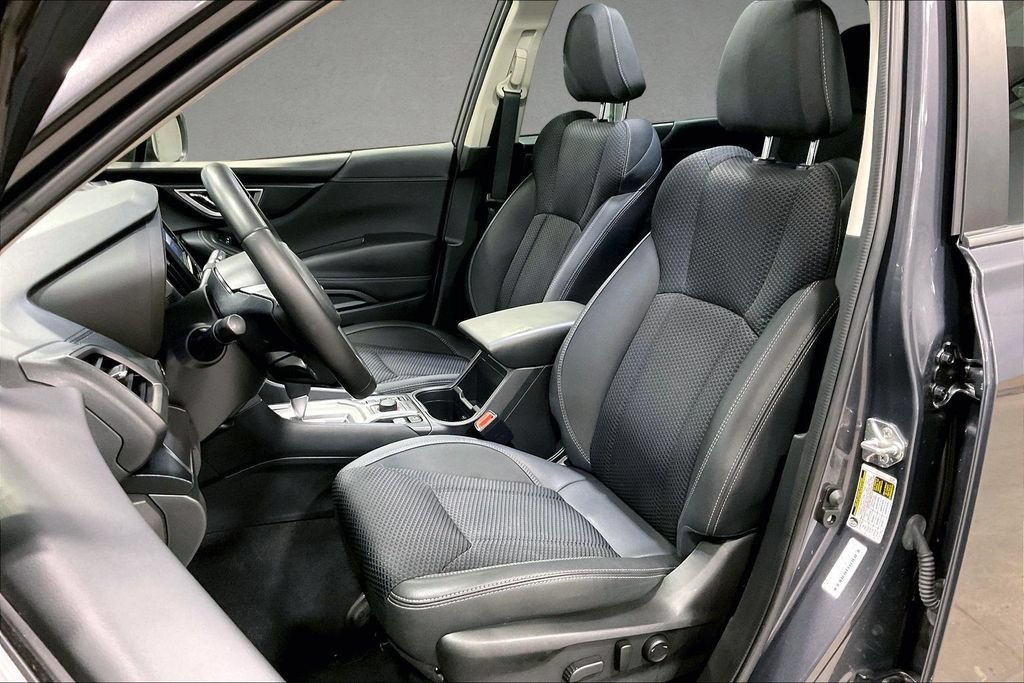 Used 2023 Subaru Forester Premium AWD/4WD image 22