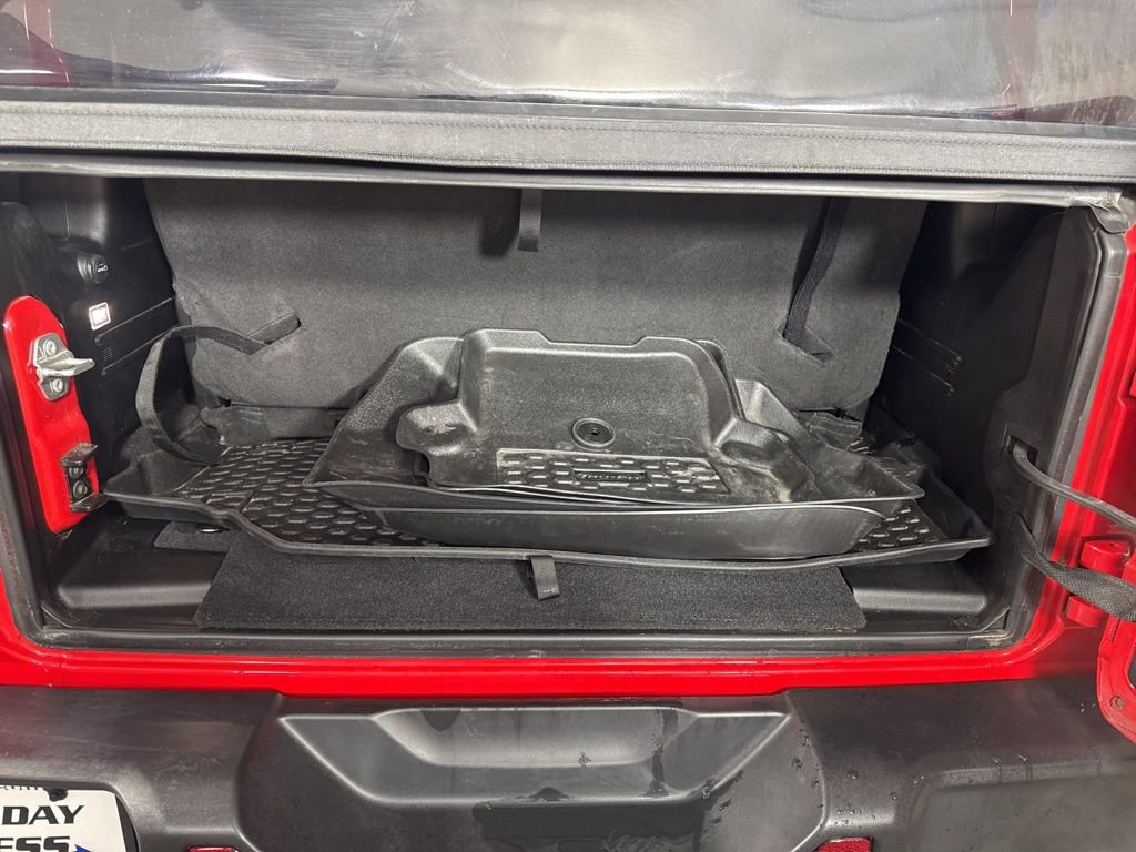 Used 2021 Jeep Wrangler Rubicon image 24