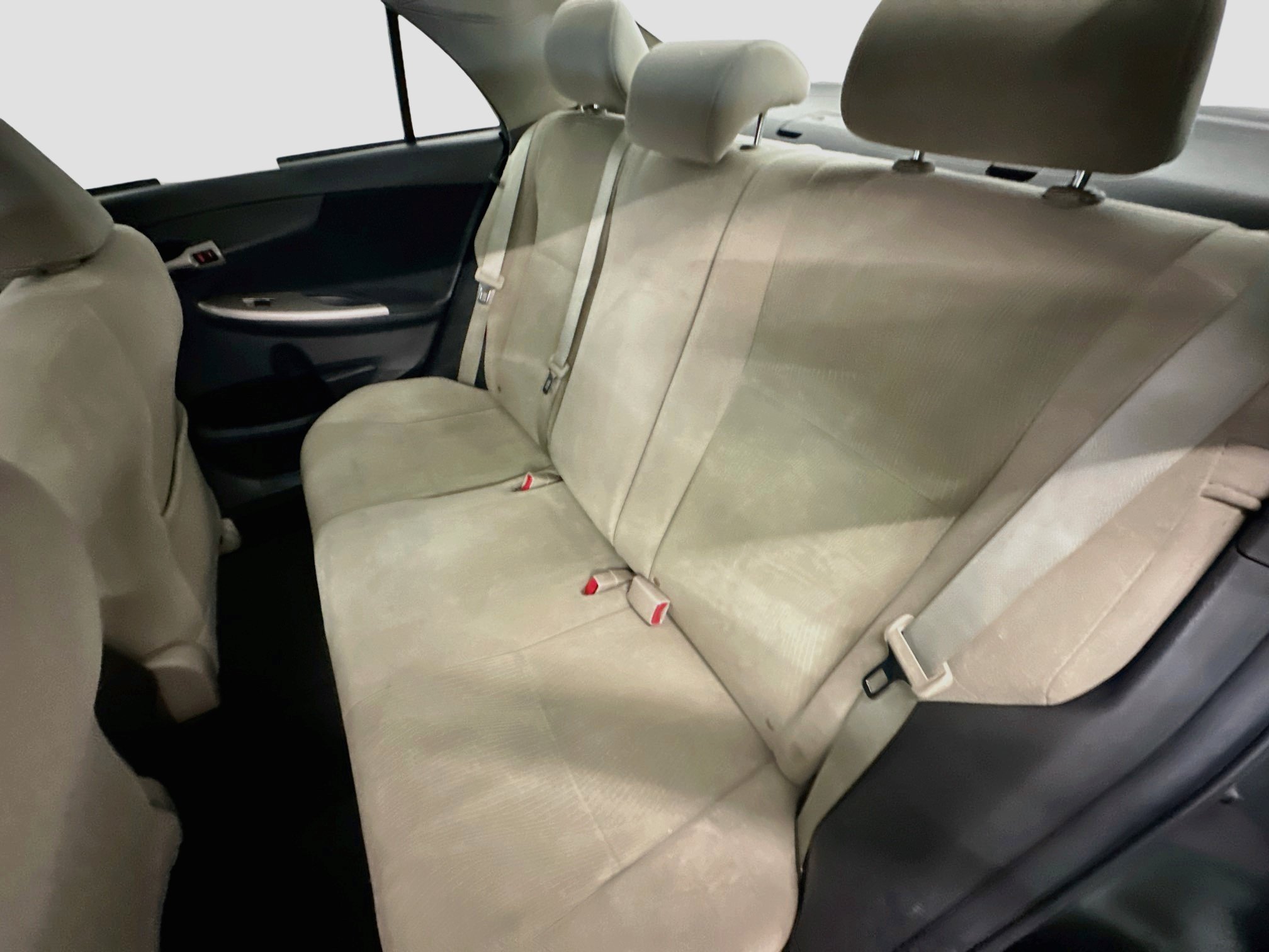 Used 2013 Toyota Corolla LE w/ Premium Pkg FWD image 29