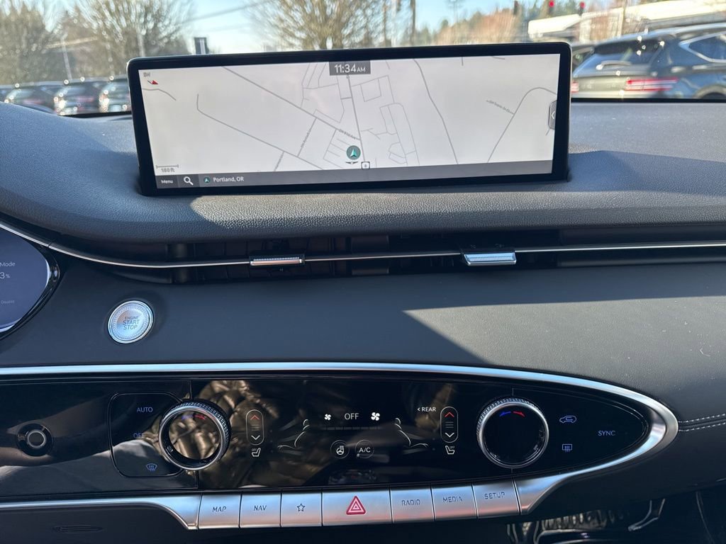 Used 2025 Genesis GV70 2.5T Select w/ Select Package image 24