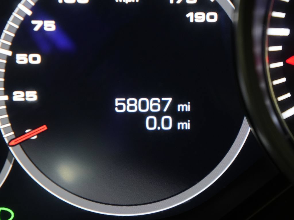 Certified 2020 Porsche Cayenne S AWD/4WD image 25