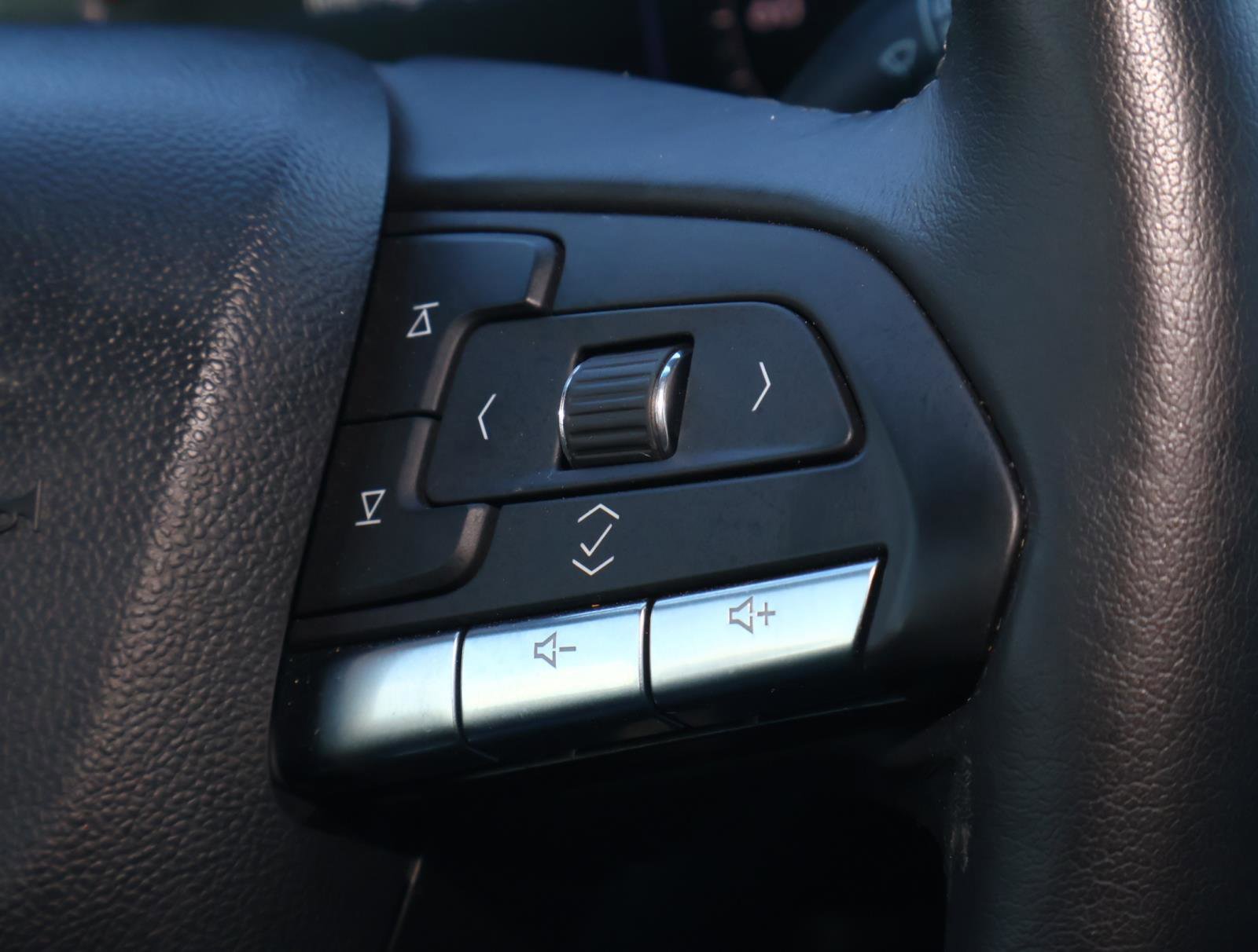 Used 2025 Cadillac CT4 Premium Luxury image 24