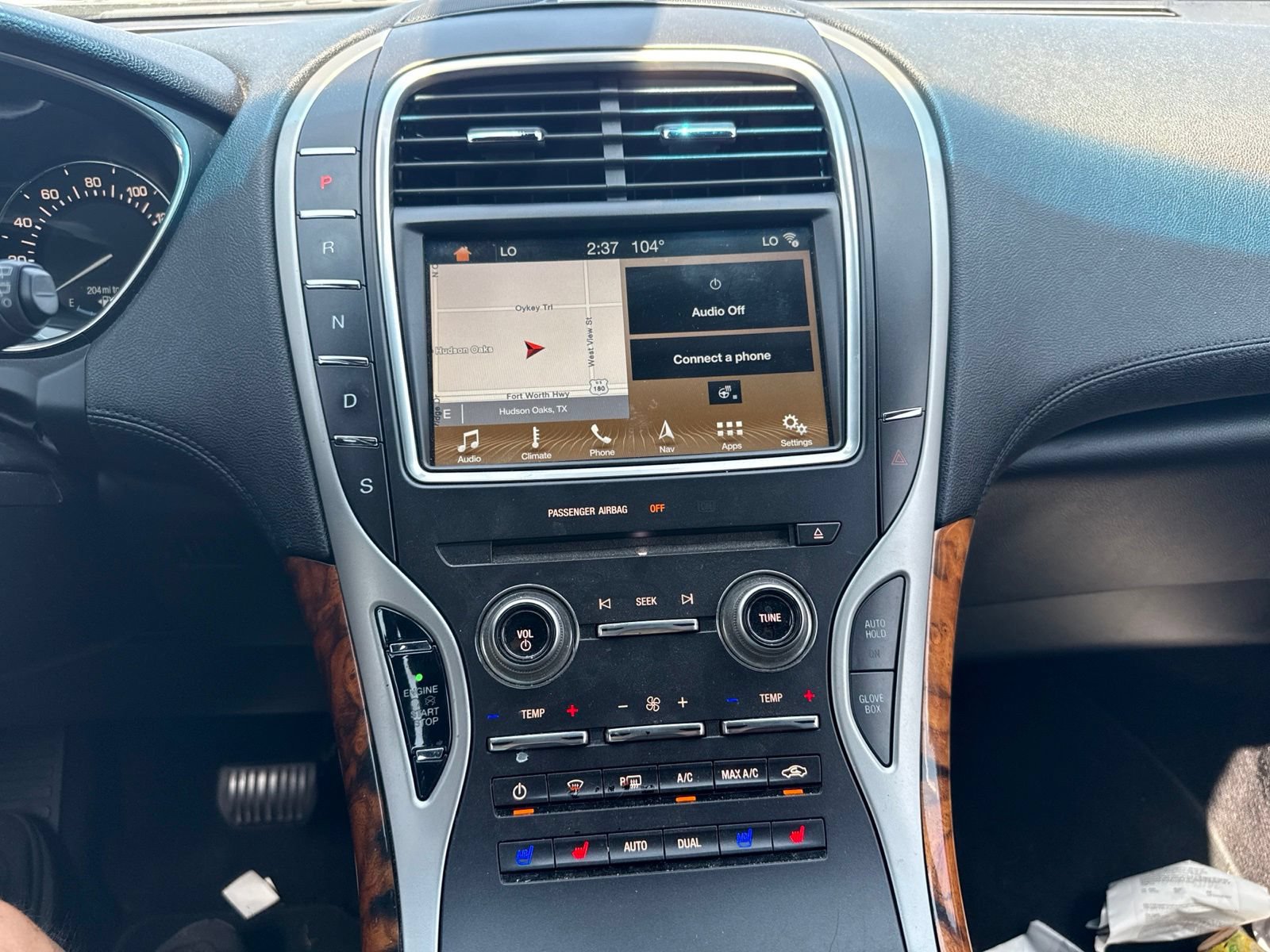 Used 2016 Lincoln MKX Reserve w/ Climate Package FWD image 9