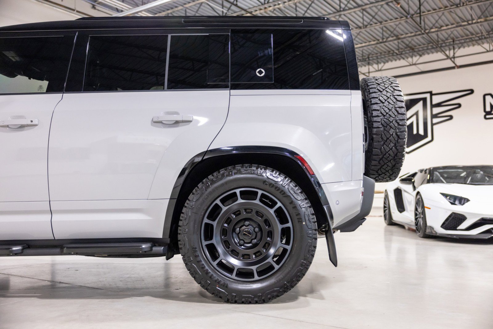 Used 2026 Land Rover Defender 110 OCTA image 17