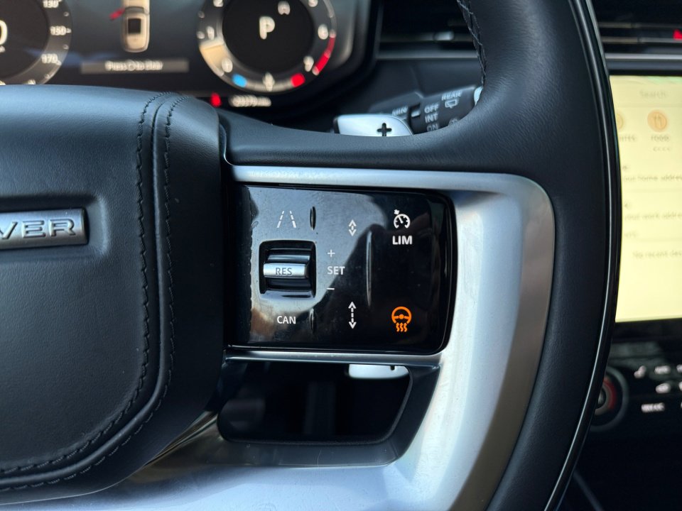 Certified 2023 Land Rover Range Rover SE AWD/4WD image 22