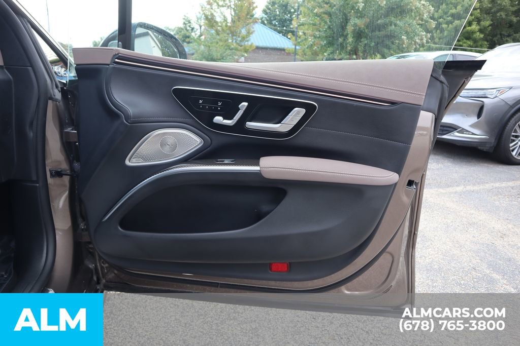 Used 2023 Mercedes-Benz EQS AMG 4MATIC w/ Trim Level Package image 31