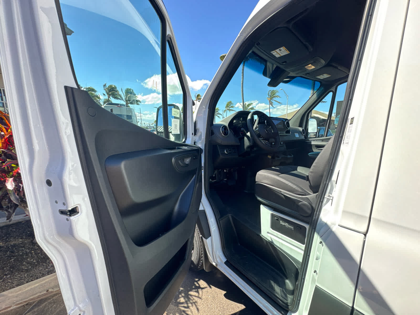 Used 2026 Mercedes-Benz Sprinter 2500 image 17