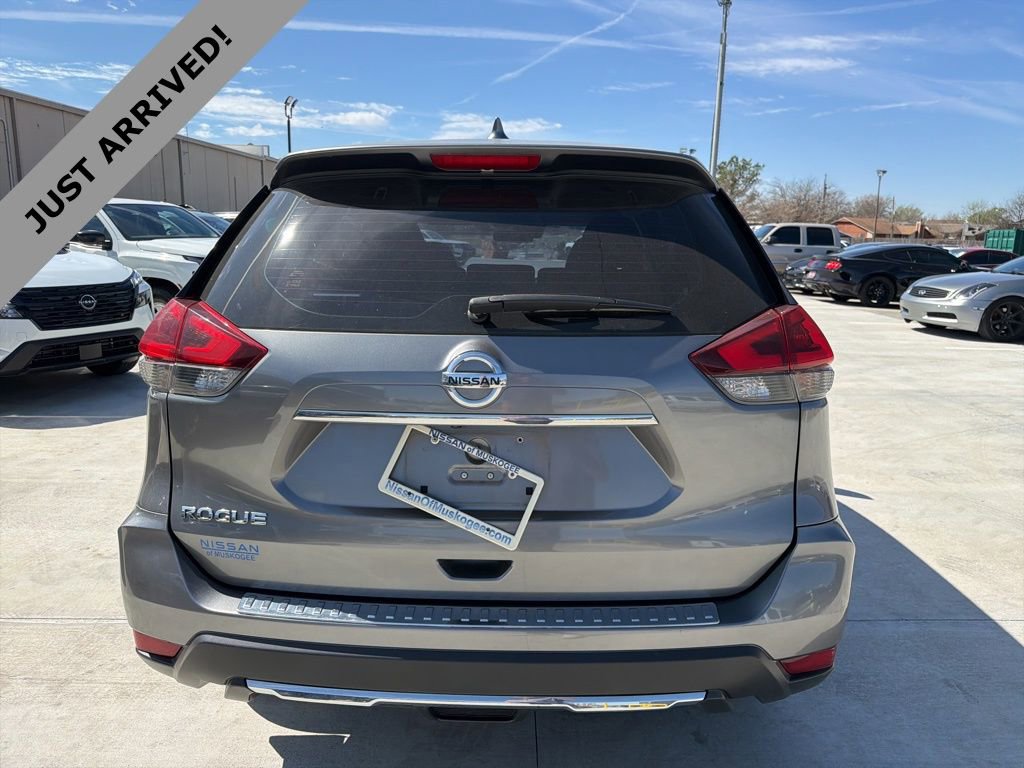 Used 2020 Nissan Rogue S image 6