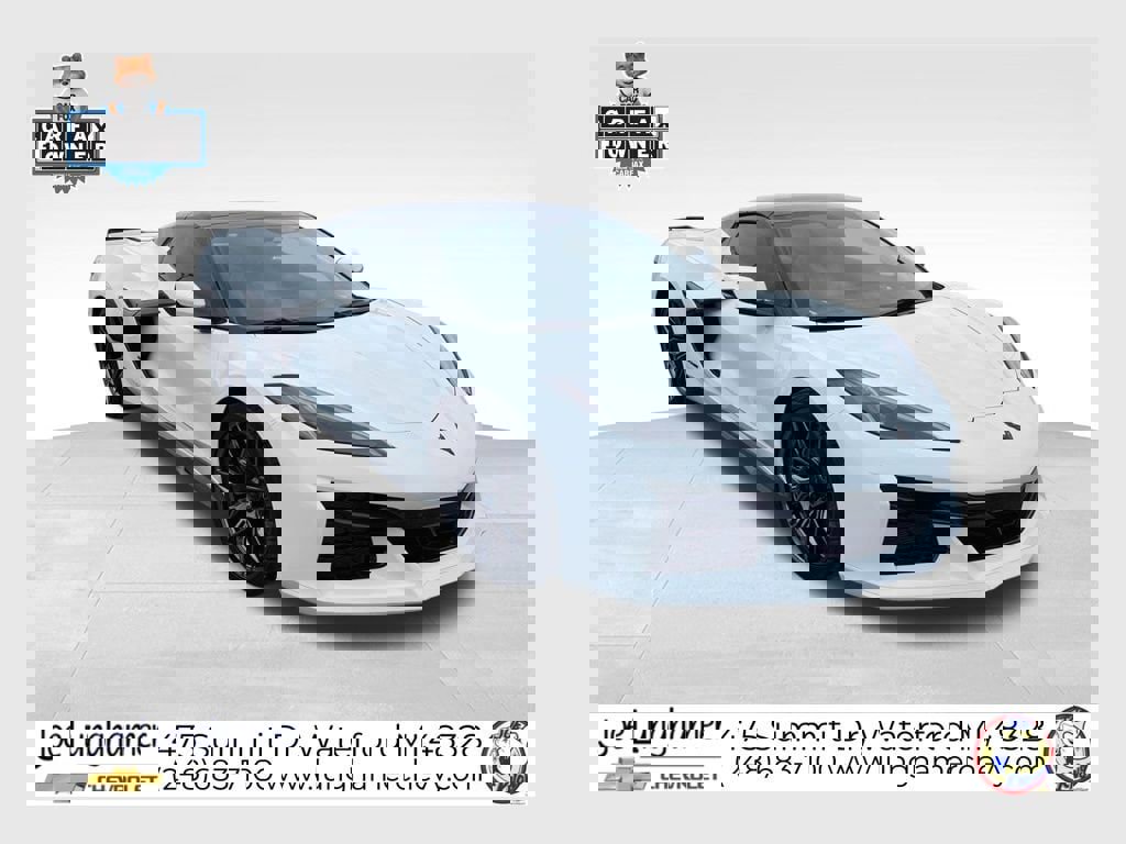 Used 2024 Chevrolet Corvette Z06 image 1