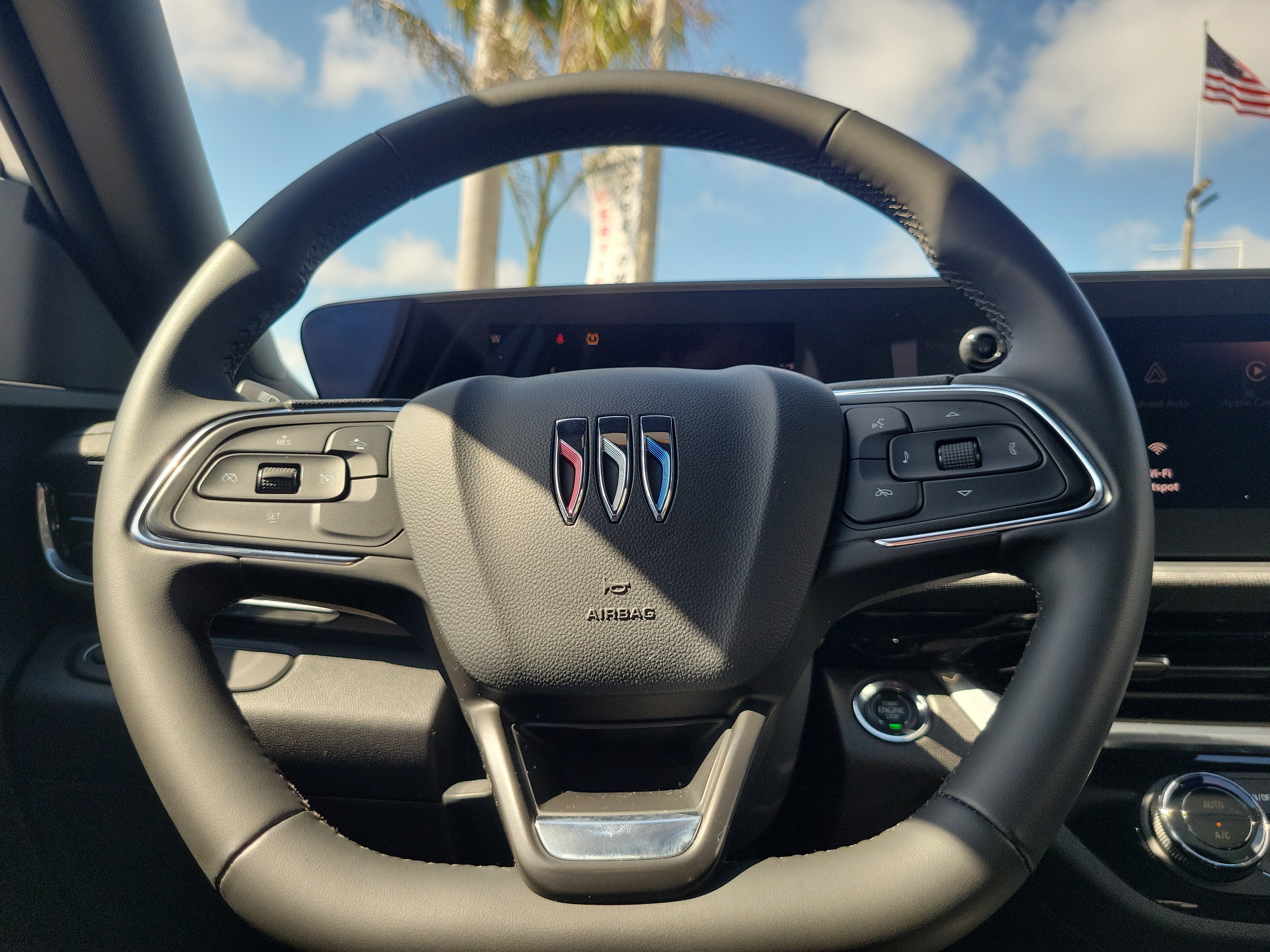 Used 2024 Buick Envista Sport Touring w/ Convenience II Package image 18