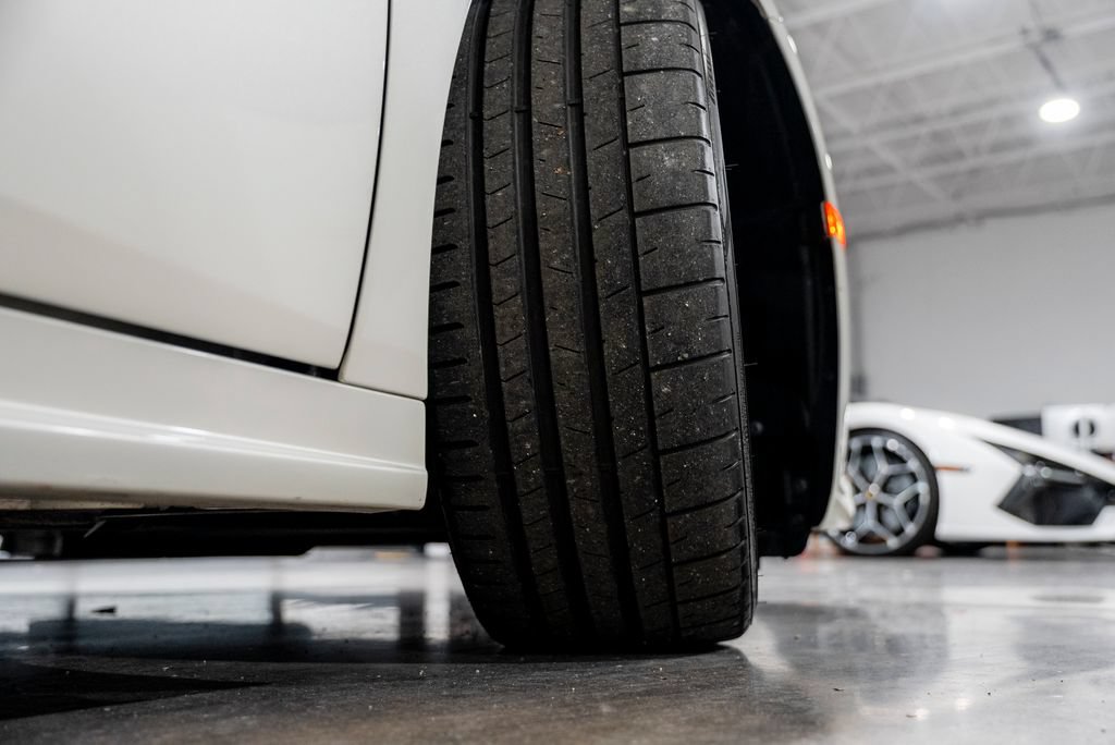 Used 2016 Lamborghini Huracan LP 610-4 AWD/4WD image 83