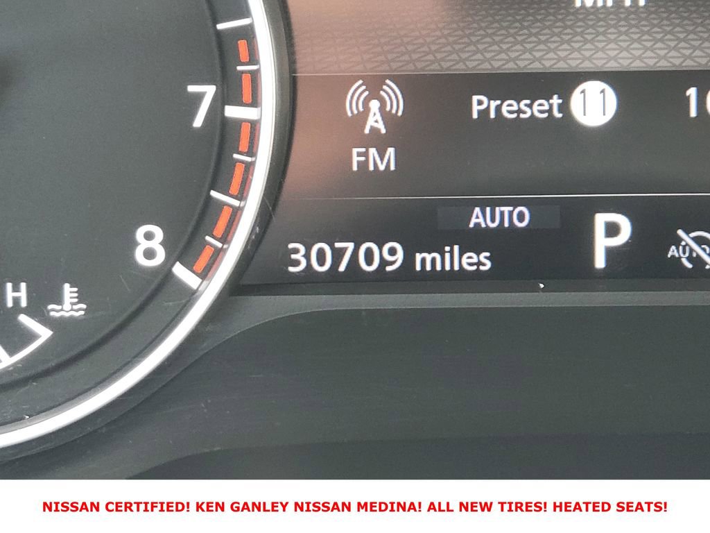 Certified 2025 Nissan Pathfinder SV image 35