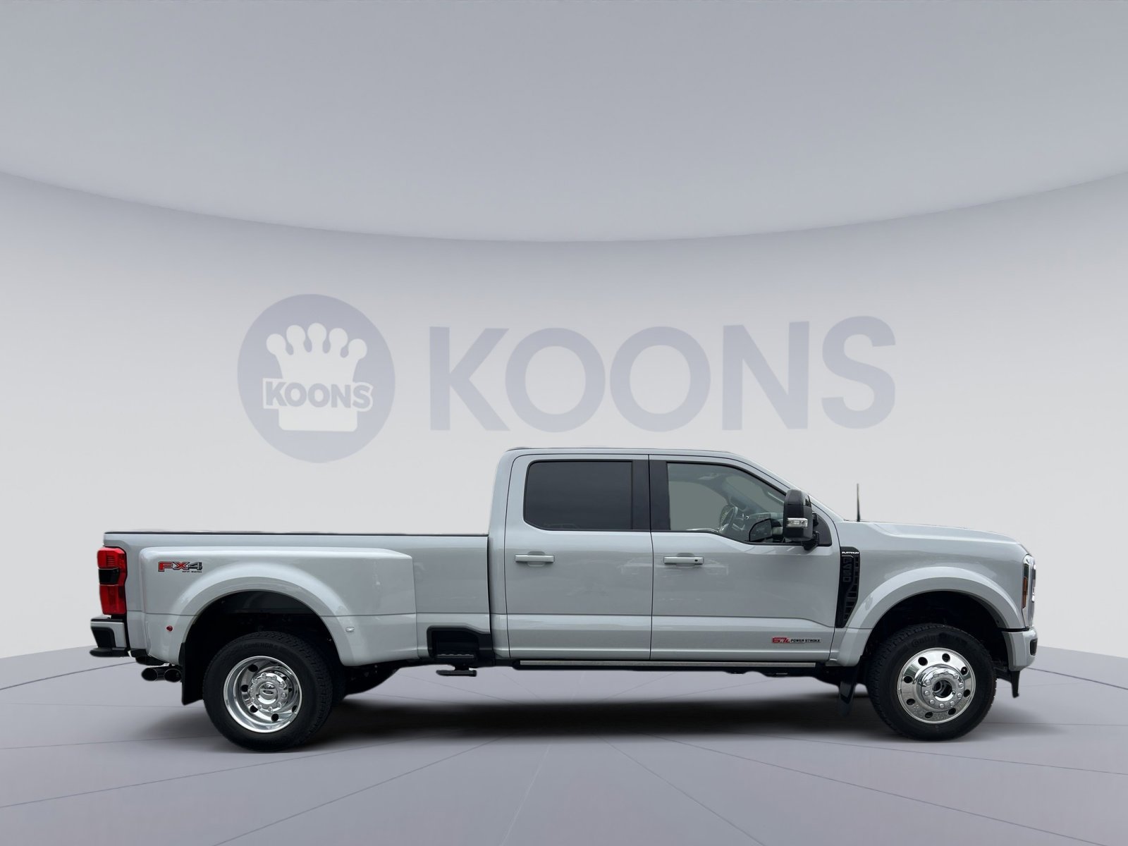 Used 2026 Ford F450 Platinum w/ FX4 Off-Road Package image 8