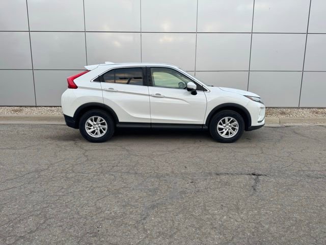 Used 2019 Mitsubishi Eclipse Cross ES image 32