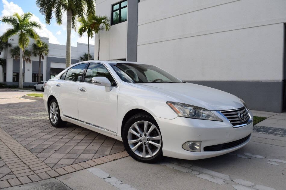 Used 2010 Lexus ES 350 FWD image 1