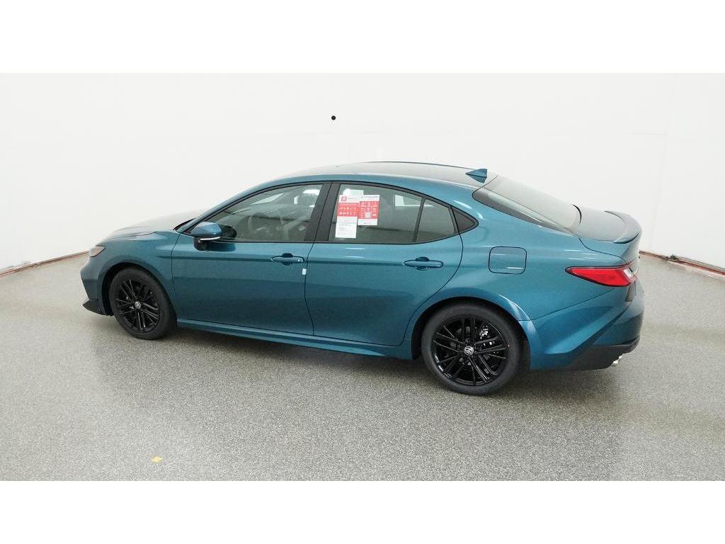 New 2026 Toyota Camry SE FWD image 4
