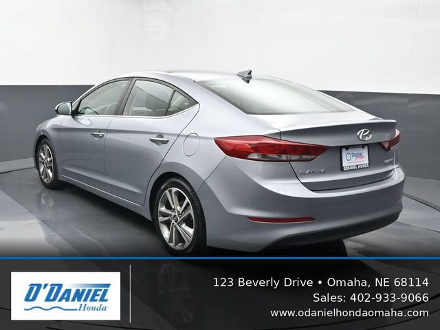 Used 2017 Hyundai Elantra Limited w/ Limited Ultimate Package 09 FWD image 4
