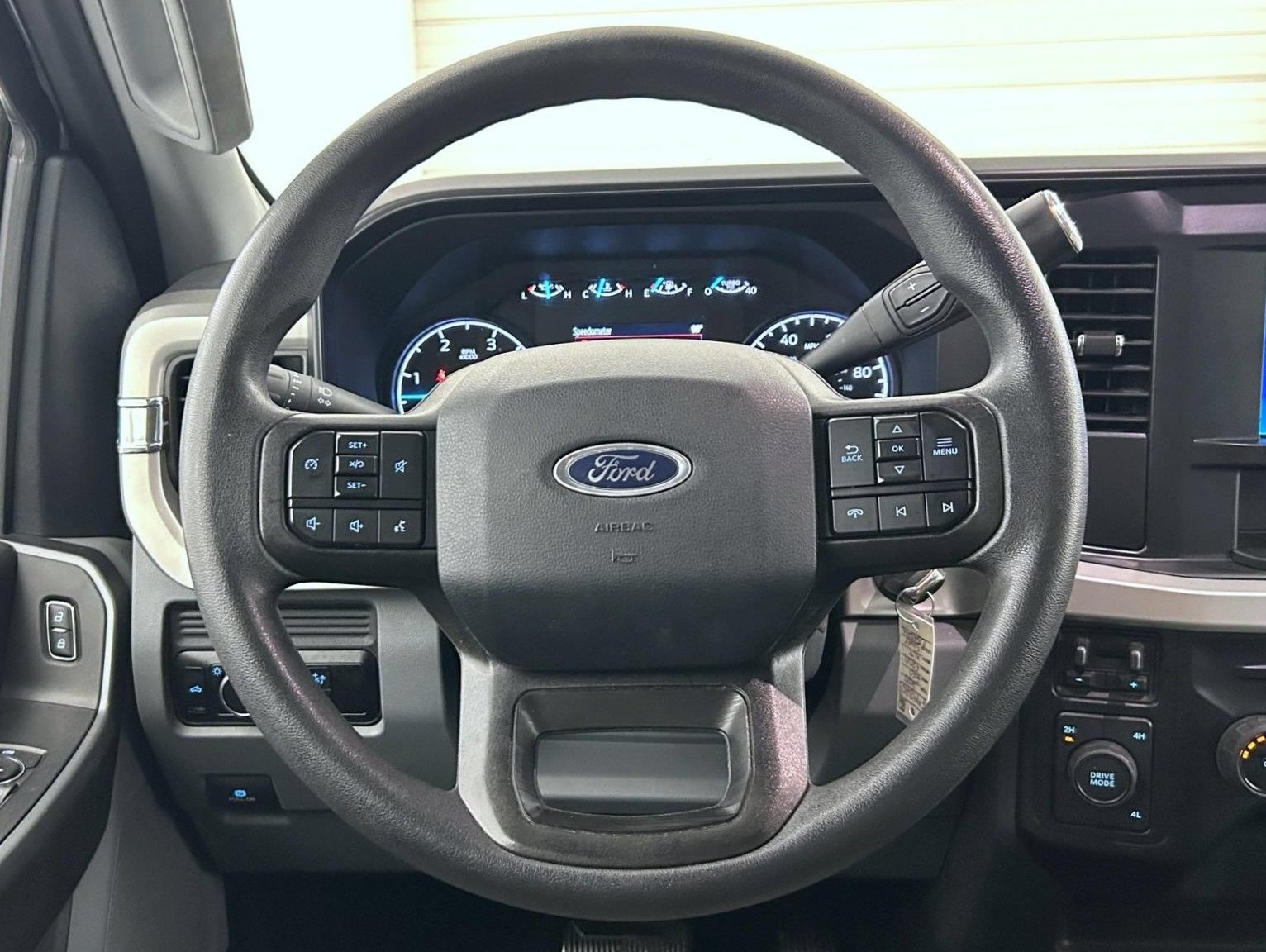 Used 2025 Ford F250 XLT AWD/4WD image 11