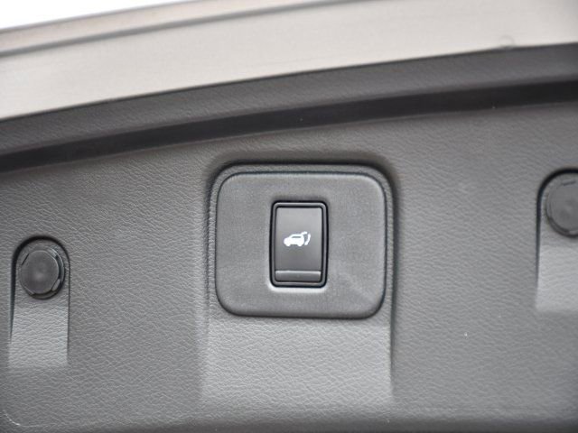 Used 2022 Nissan Murano SL w/ Cargo Package image 32