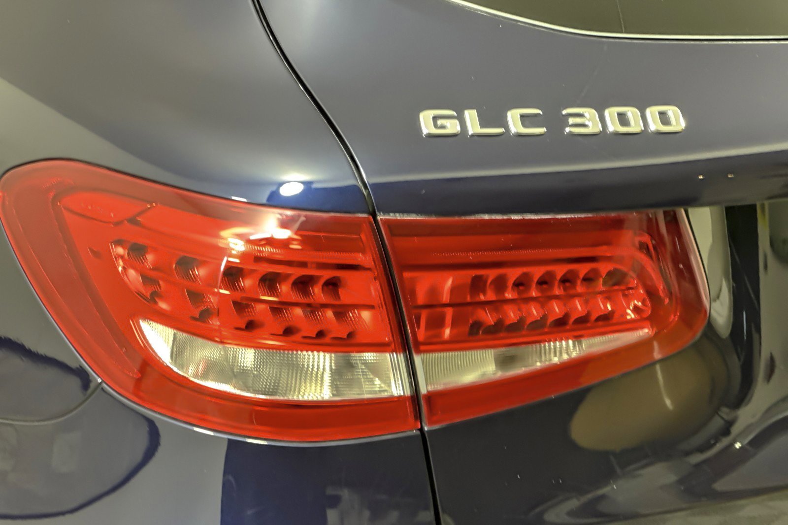 Used 2019 Mercedes-Benz GLC 300 image 25