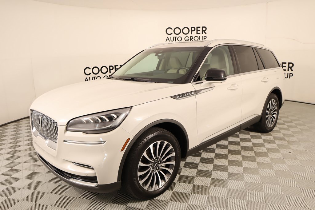 Certified 2024 Lincoln Aviator Reserve w/ Elements Package Plus image 11