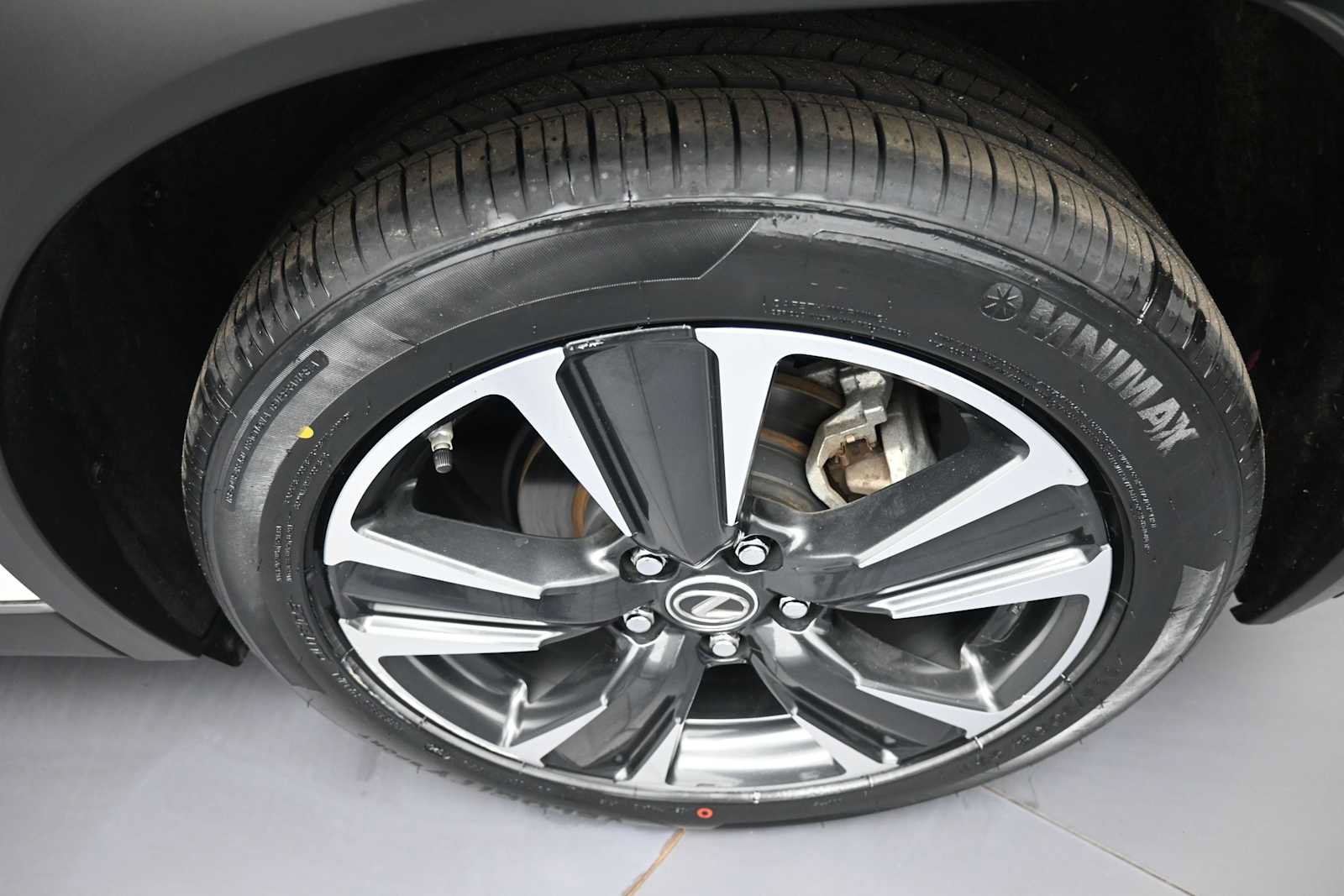 Used 2021 Lexus UX 250h w/ Premium Package AWD/4WD image 14