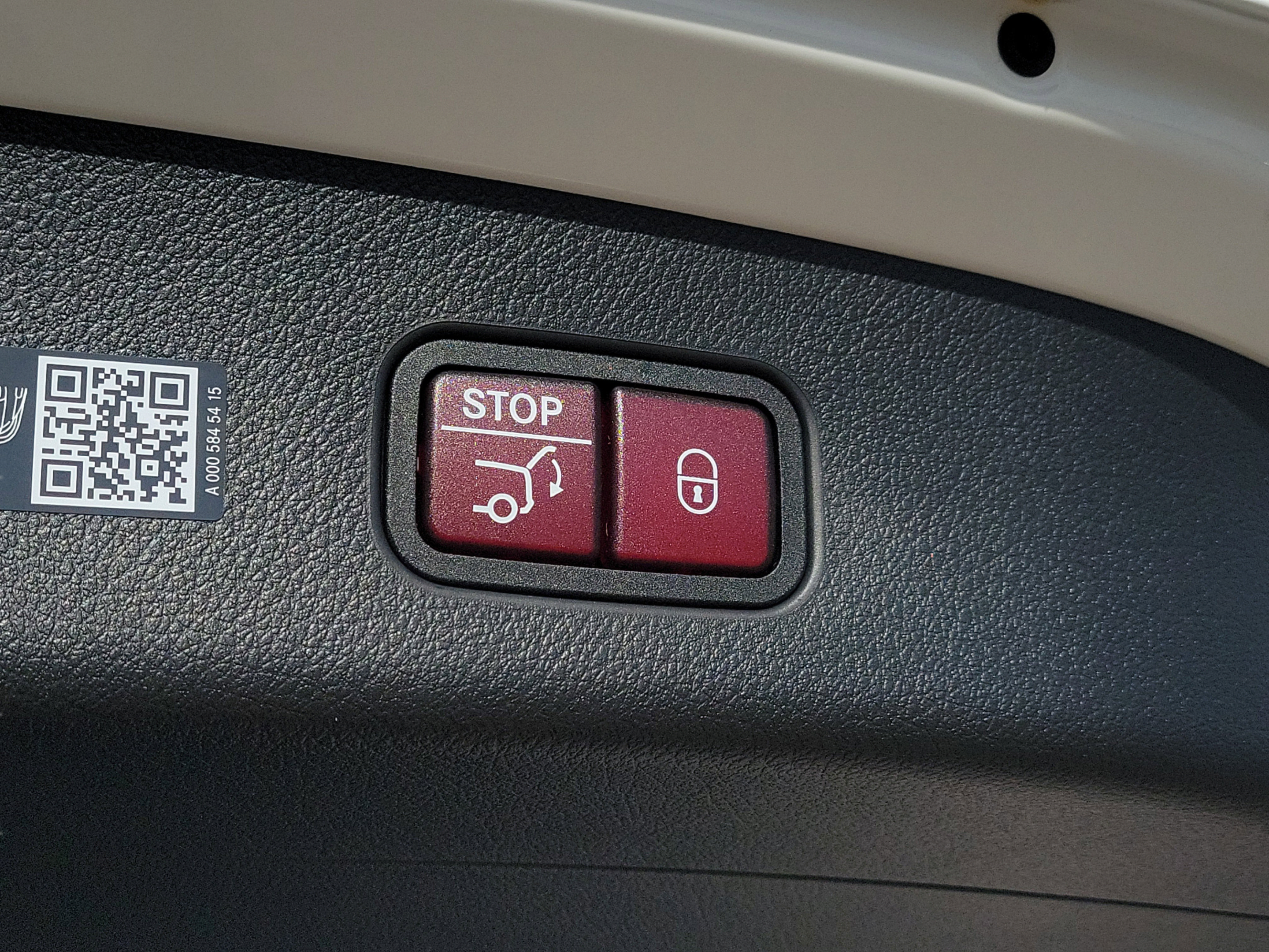 Used 2026 Mercedes-Benz GLC 300 image 29