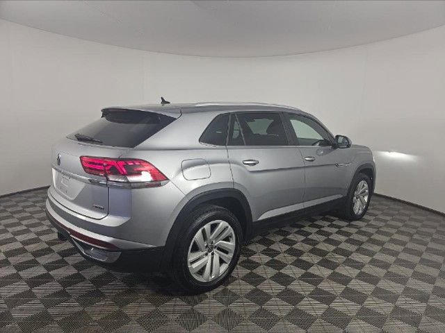Used 2022 Volkswagen Atlas Cross Sport SE w/ Panoramic Sunroof Package AWD/4WD image 3