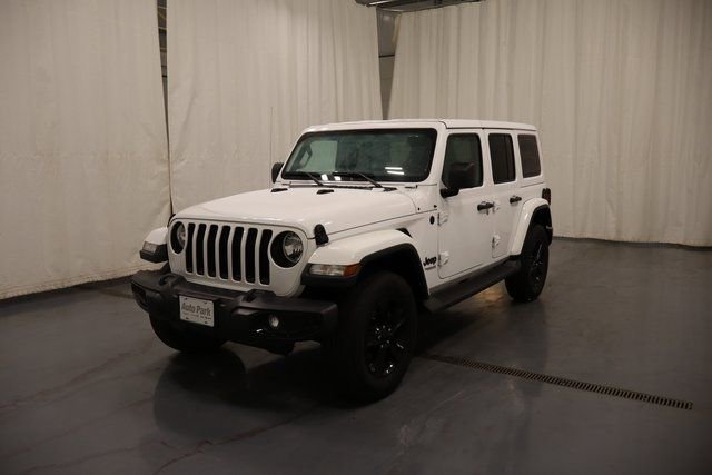 Used 2020 Jeep Wrangler Unlimited Sahara image 4