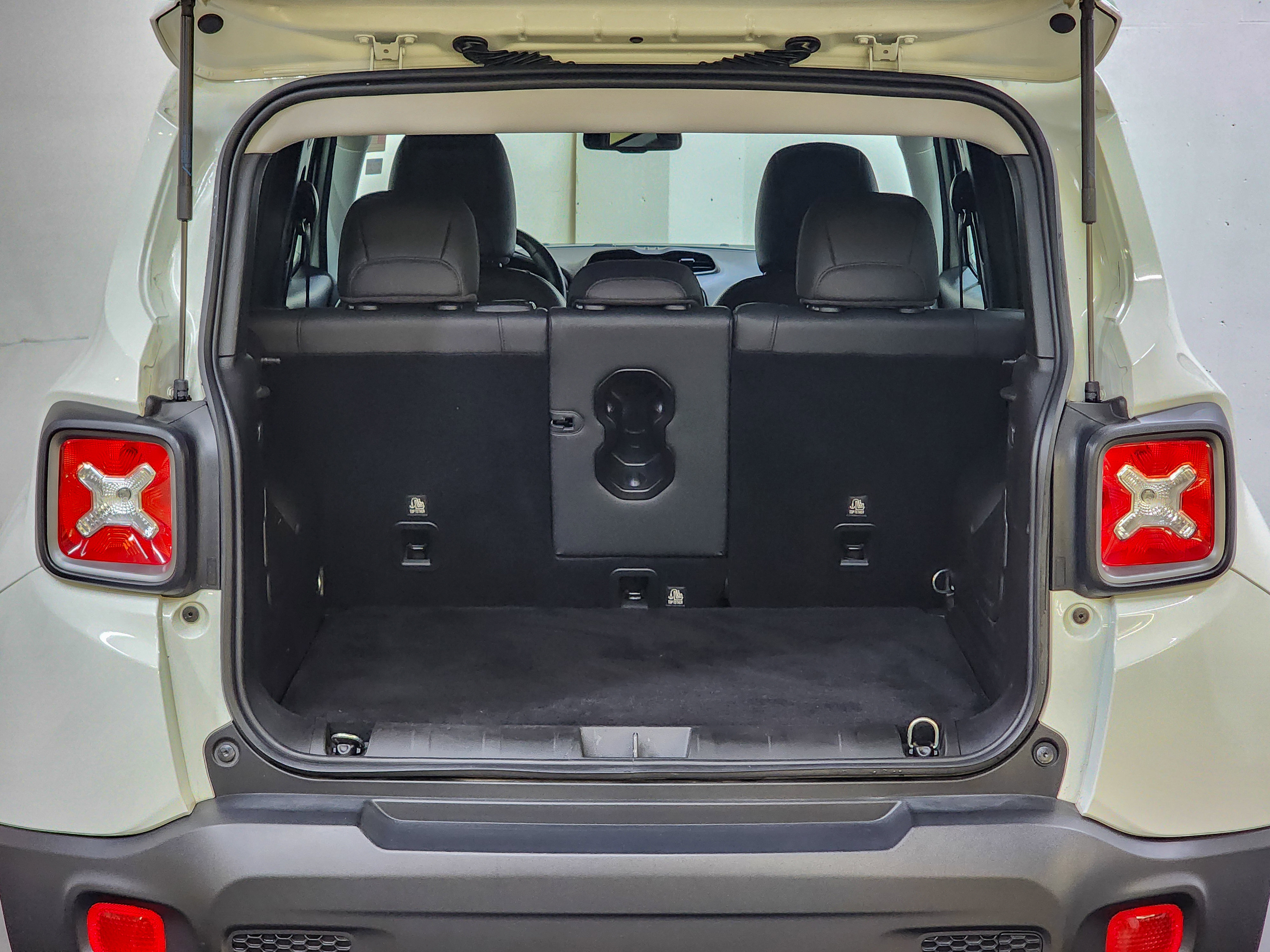 Used 2021 Jeep Renegade Limited image 8