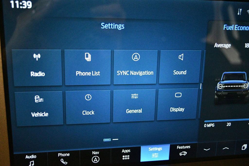 Used 2025 Ford Bronco Outer Banks AWD/4WD image 54