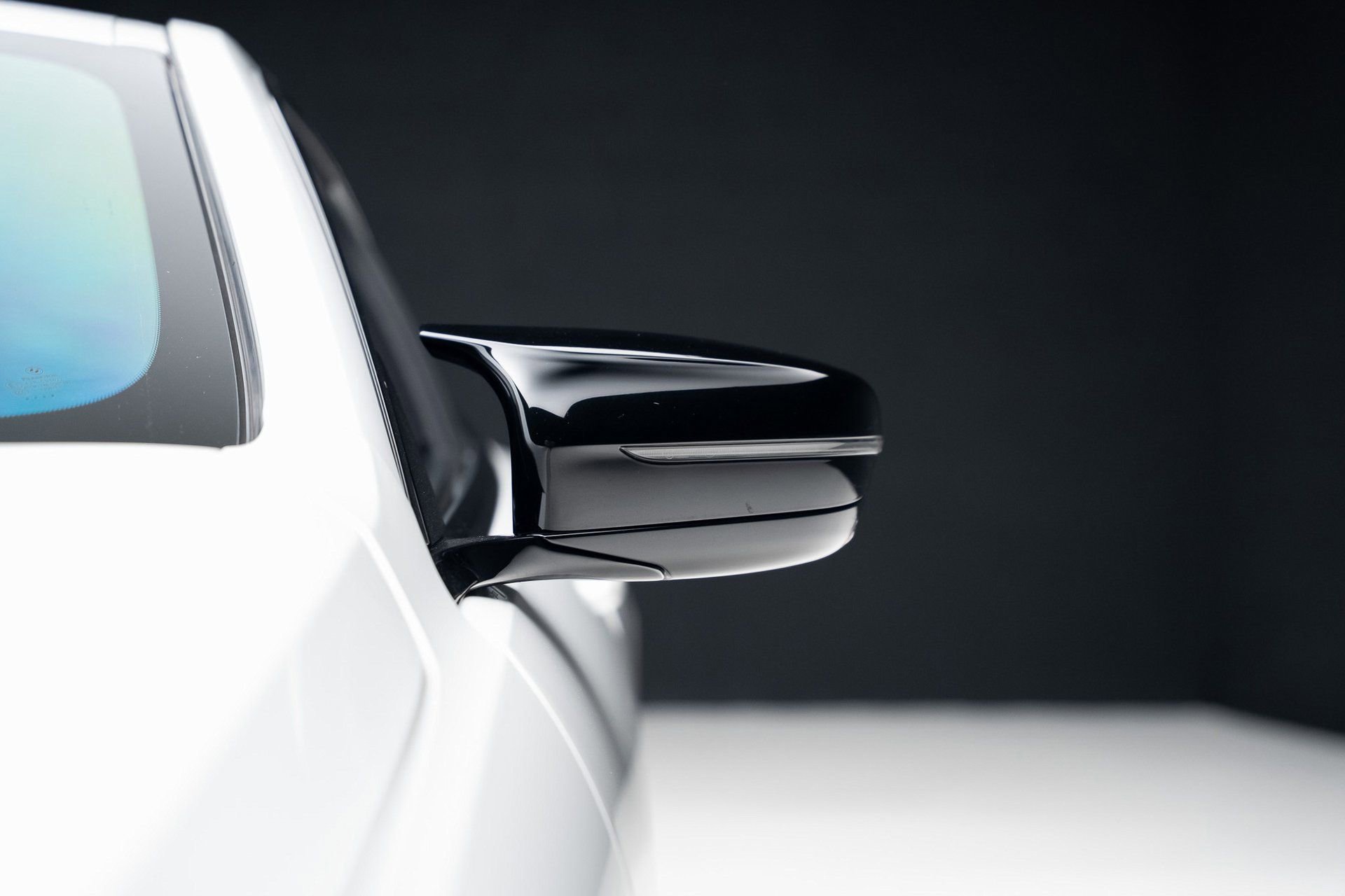 Used 2023 BMW M850i xDrive Coupe w/ M Sport Professional Package image 16