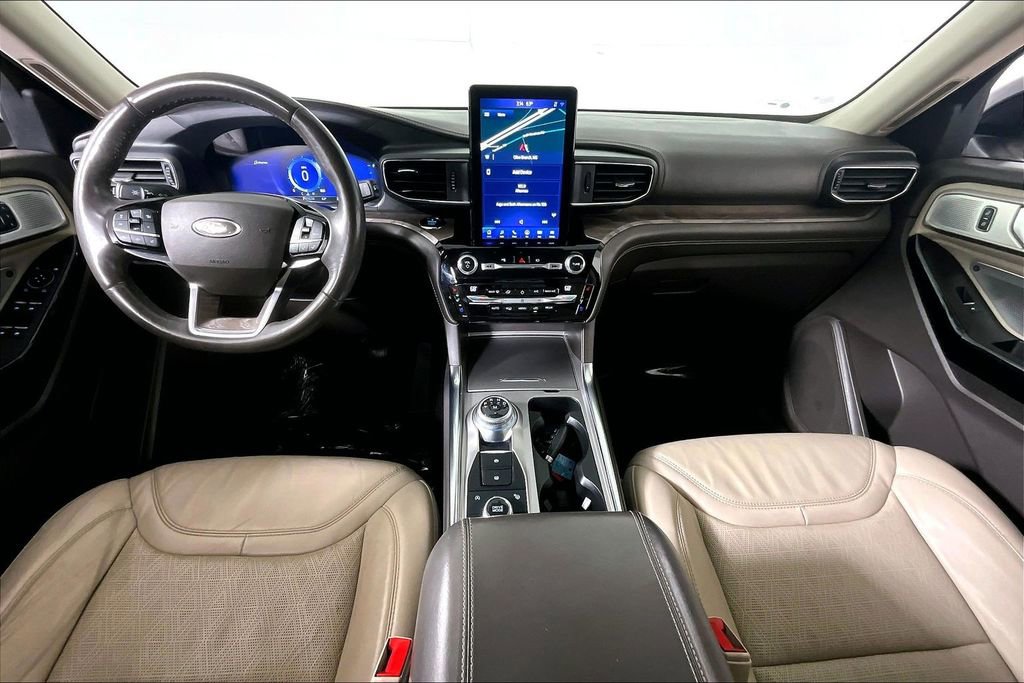 Used 2021 Ford Explorer Platinum w/ Equipment Group 601A image 15