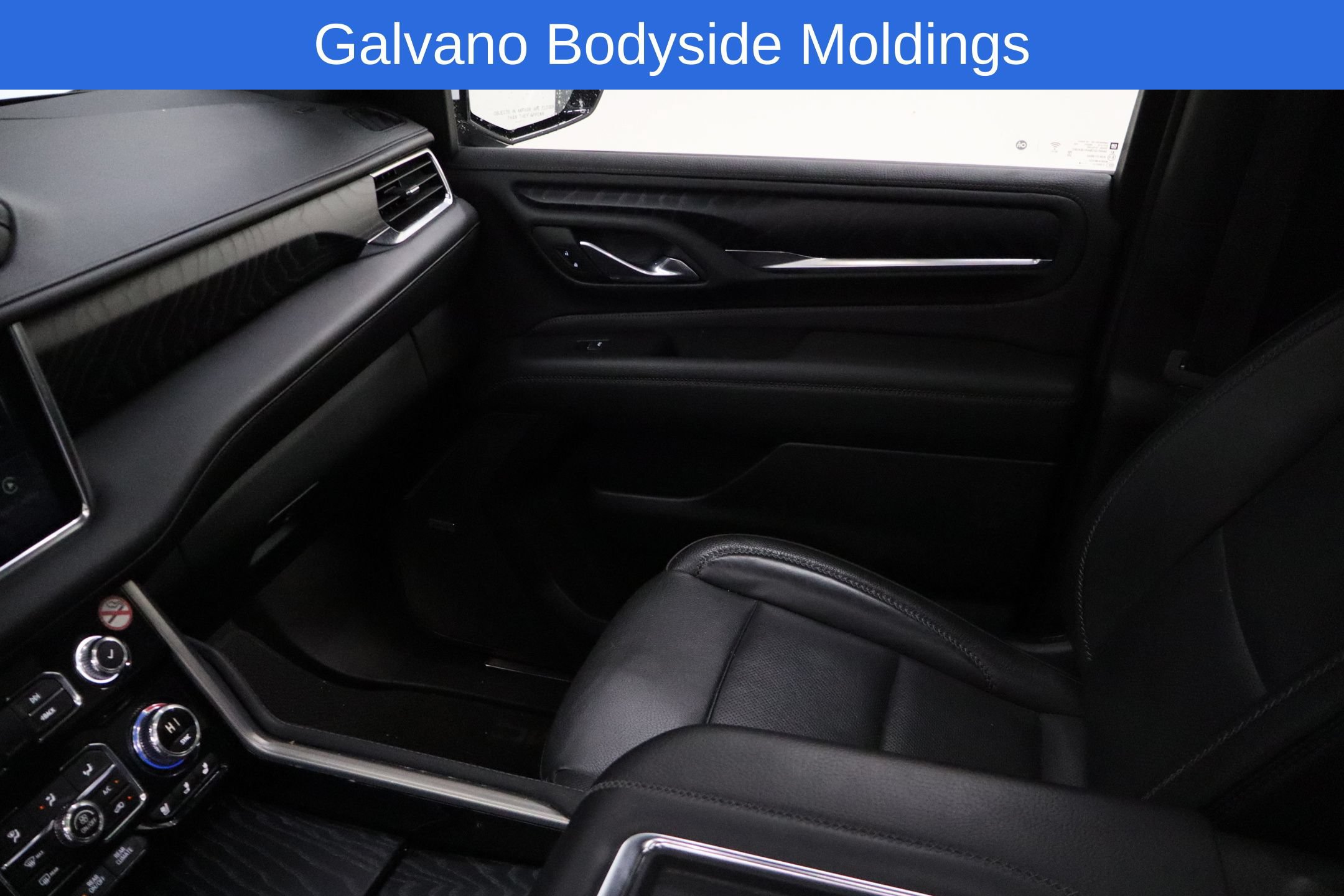 Used 2024 GMC Yukon XL Denali AWD/4WD image 19
