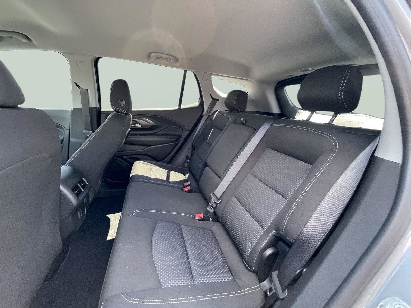 Used 2023 GMC Terrain SLE w/ Driver Convenience Package AWD/4WD image 15