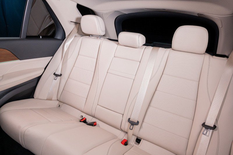 Certified 2025 Mercedes-Benz GLE 350 4MATIC image 16