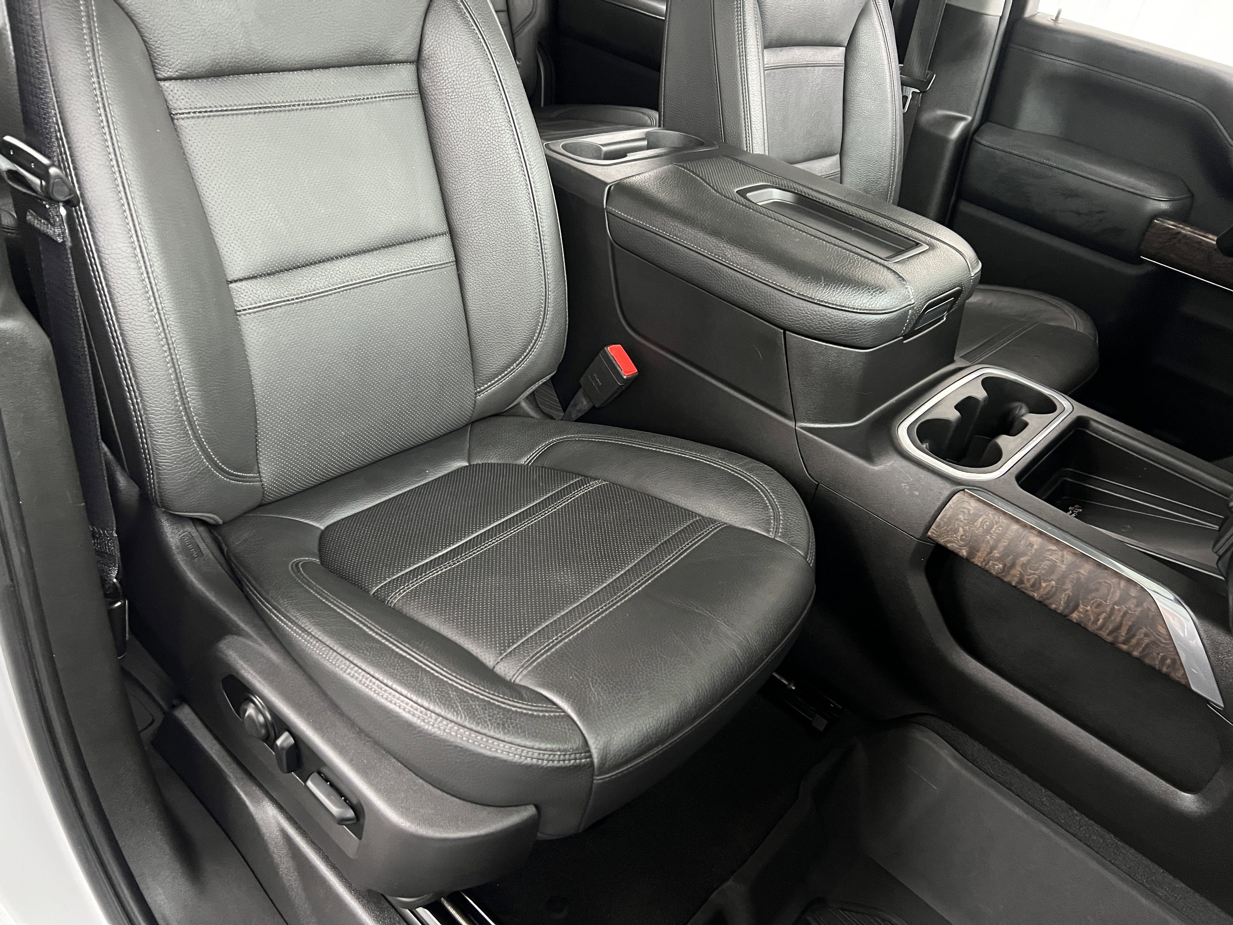 Used 2021 GMC Sierra 2500 Denali w/ Denali Ultimate Package image 24