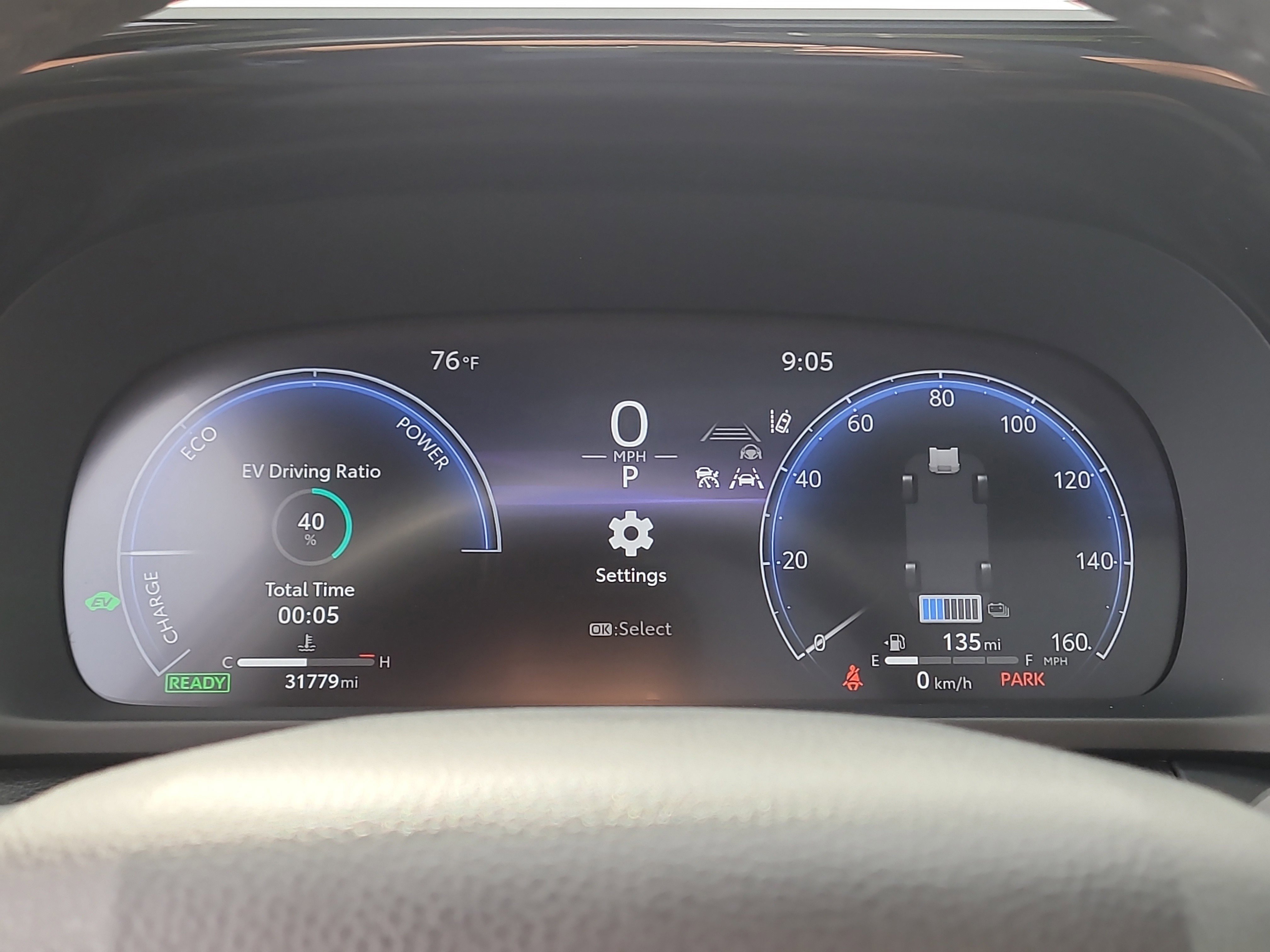 Certified 2023 Toyota Crown Limited image 30