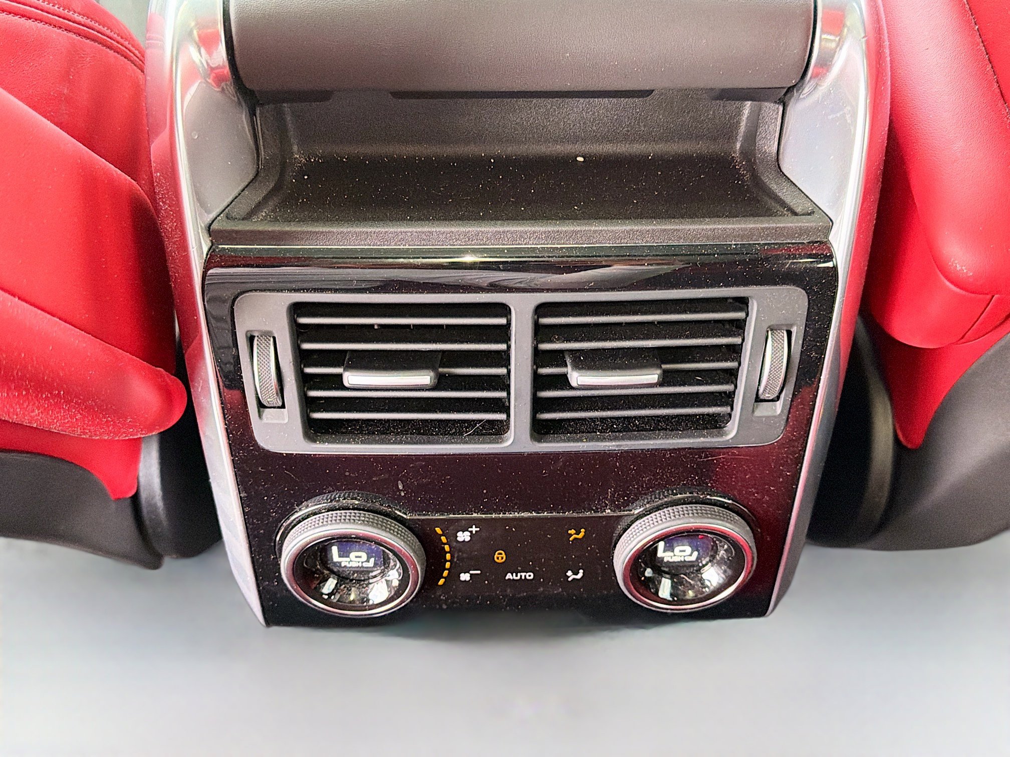 Used 2022 Land Rover Range Rover Sport HST image 20