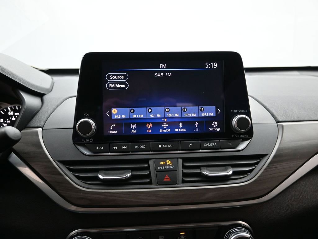 Used 2023 Nissan Altima 2.5 SV image 16