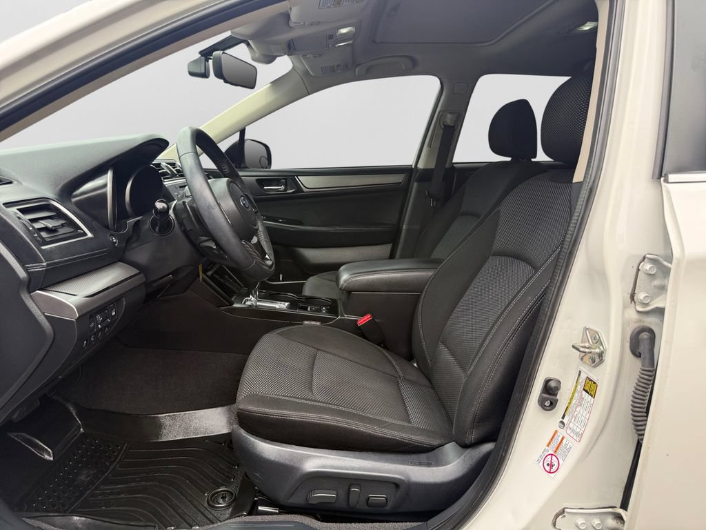Used 2019 Subaru Outback 2.5i Premium w/ Popular Package #2 AWD/4WD image 14