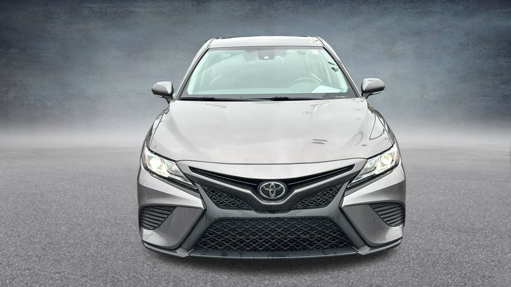 Used 2020 Toyota Camry SE w/ Cold Weather Package AWD/4WD image 7