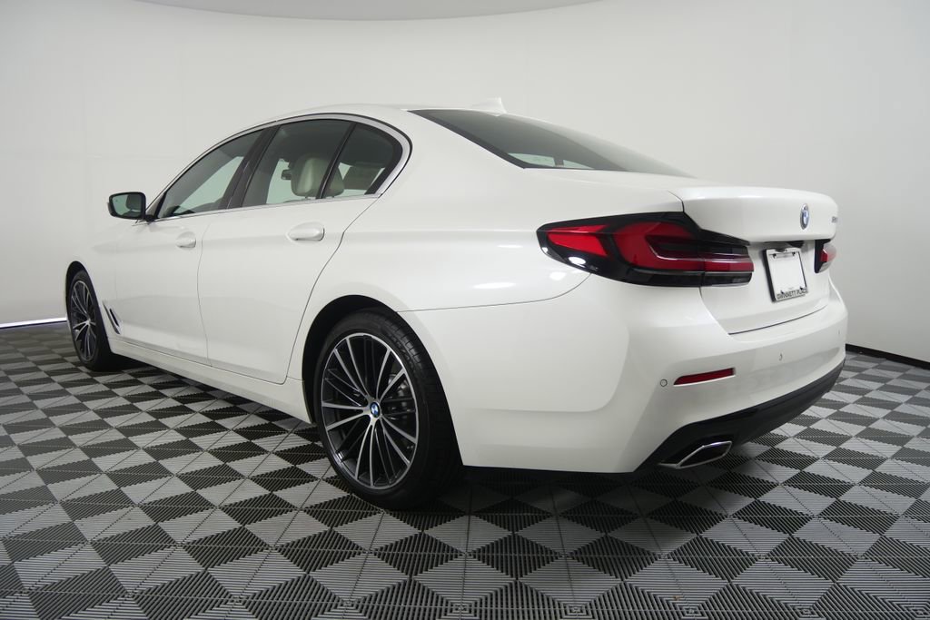 Certified 2023 BMW 530i 530i w/ Premium Package image 5