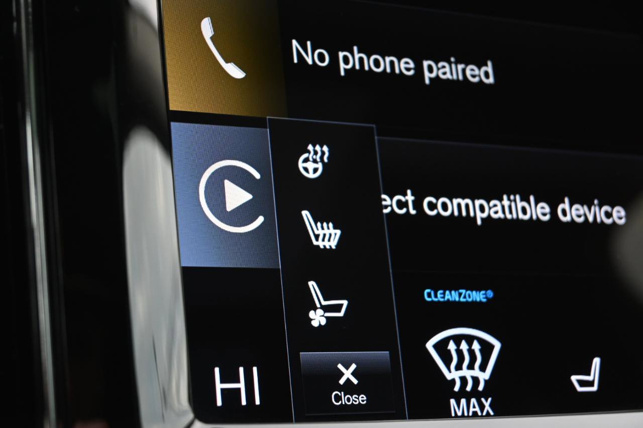 Used 2021 Volvo XC60 T8 Inscription Expression image 29