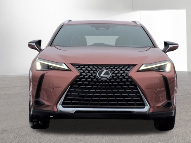 Used 2025 Lexus UX 300h AWD image 2